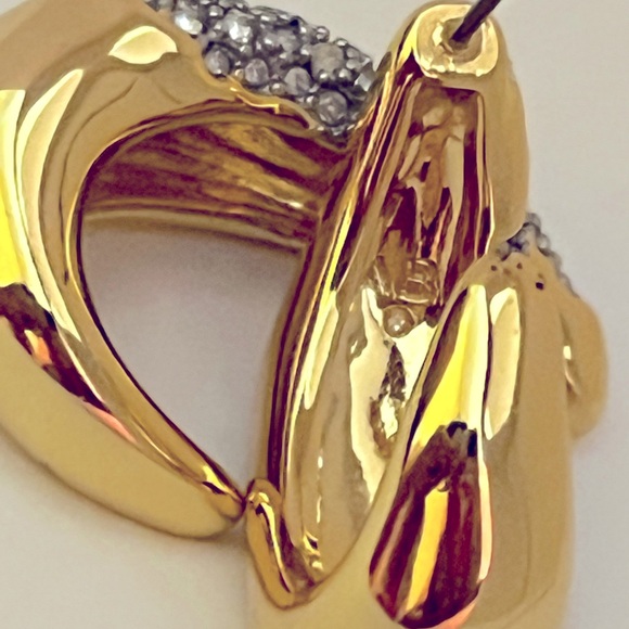 ALEXIS BITTAR
14ct Gold-Plated Solanales Crystal Hoop Earrings - Picture 5 of 8